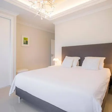 Villa Luxury 3 Bedroom With A Shared Pool